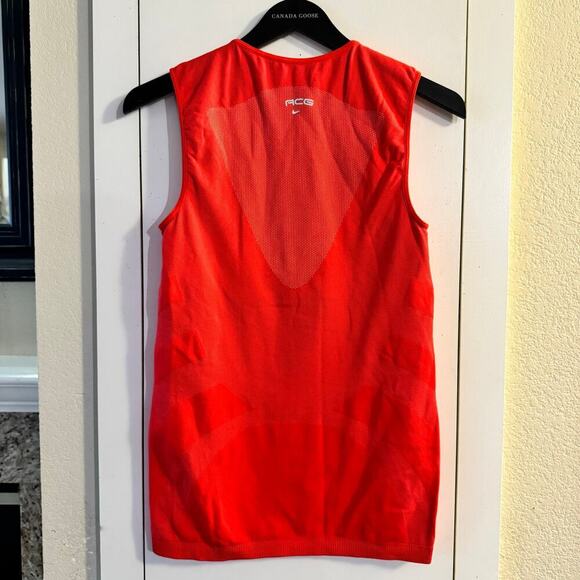 Nike Women’s 1/4 Zip Tank Top Orange Activewear - Picture 3 of 6